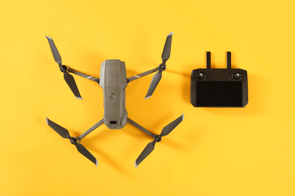Drone et radiocommande